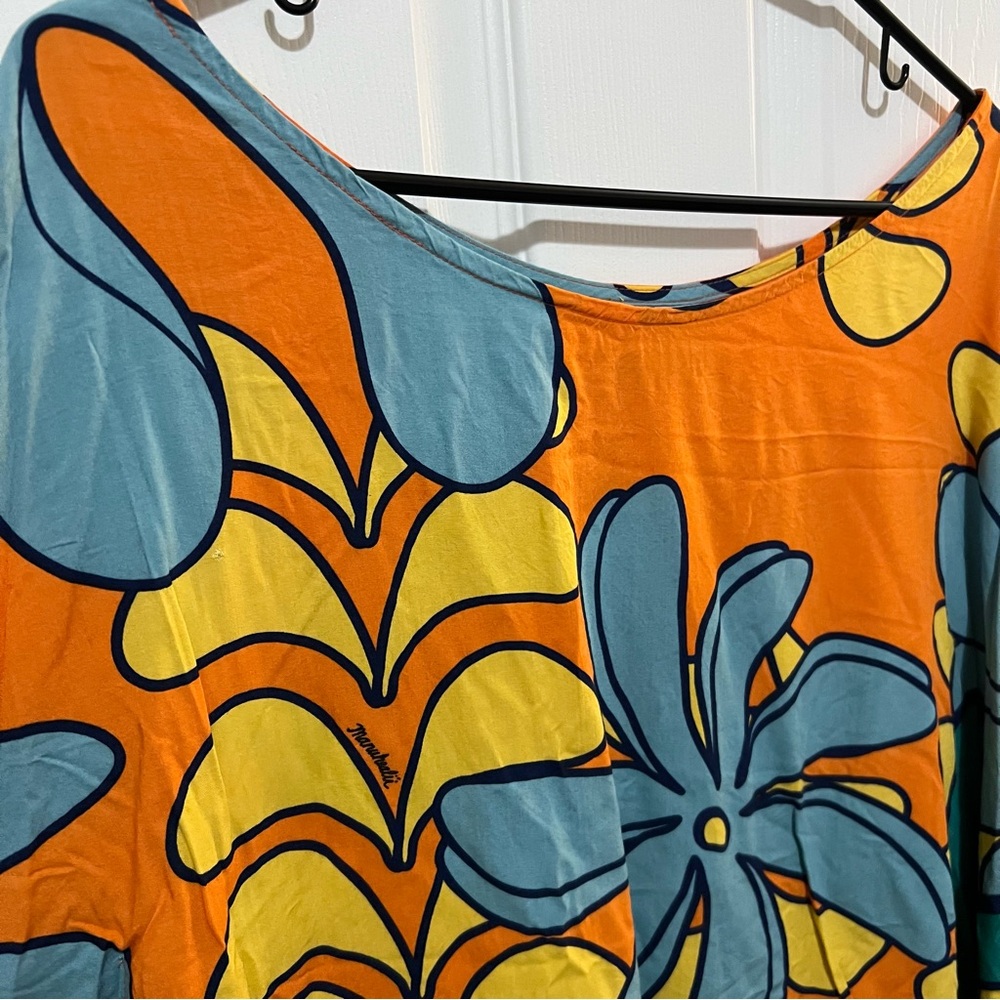 MANUHEALI’I Blouse - Picture 4 of 6